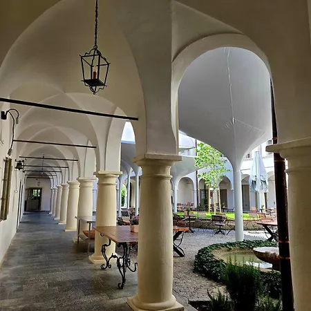 Bildungshaus Schloss Retzhof Hotel