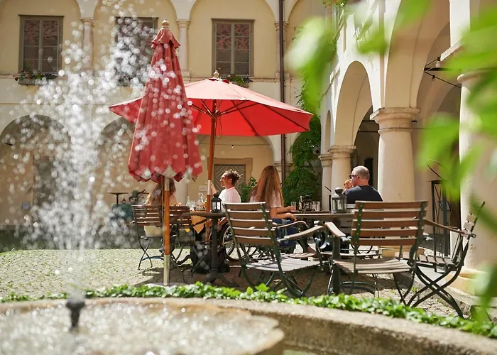 Bildungshaus Schloss Retzhof 酒店 瓦格纳