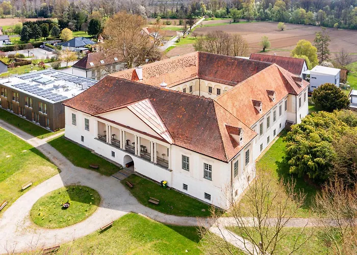 호텔 Bildungshaus Schloss Retzhof