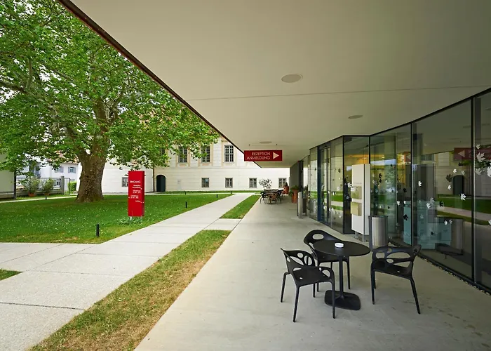 酒店 Bildungshaus Schloss Retzhof 瓦格纳