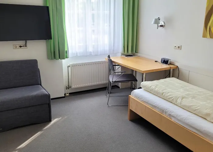 Bildungshaus Schloss Retzhof 瓦格纳