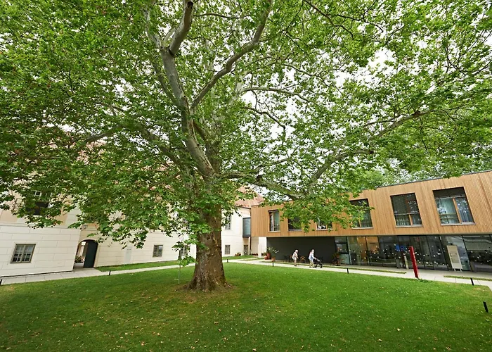 酒店 Bildungshaus Schloss Retzhof *